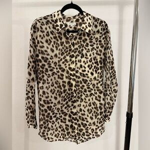 Equipment size Medium blouse